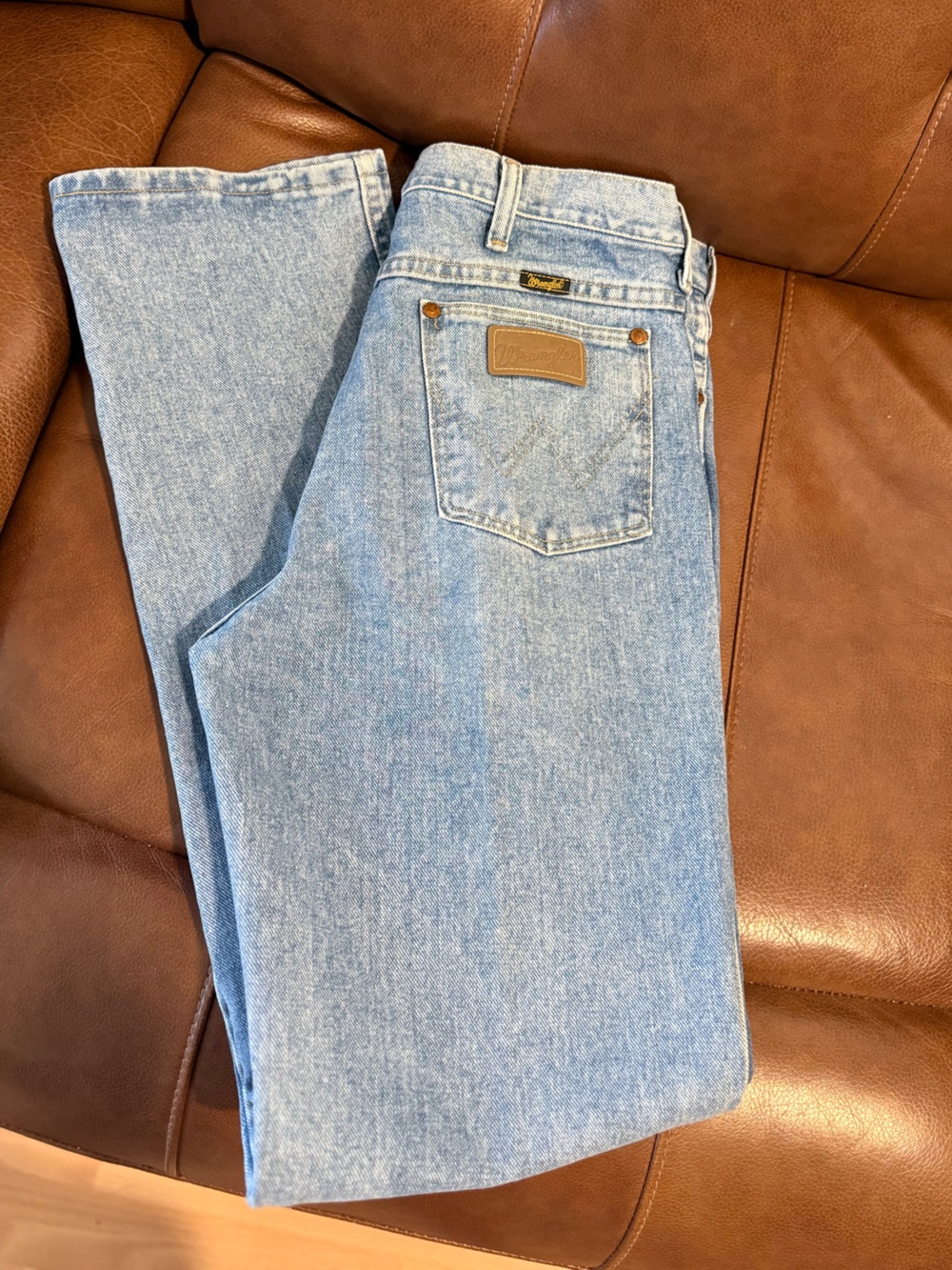Wrangler 936ATW Cowboy Cut Slim Fit Jeans, Light Wash / 33 x 34